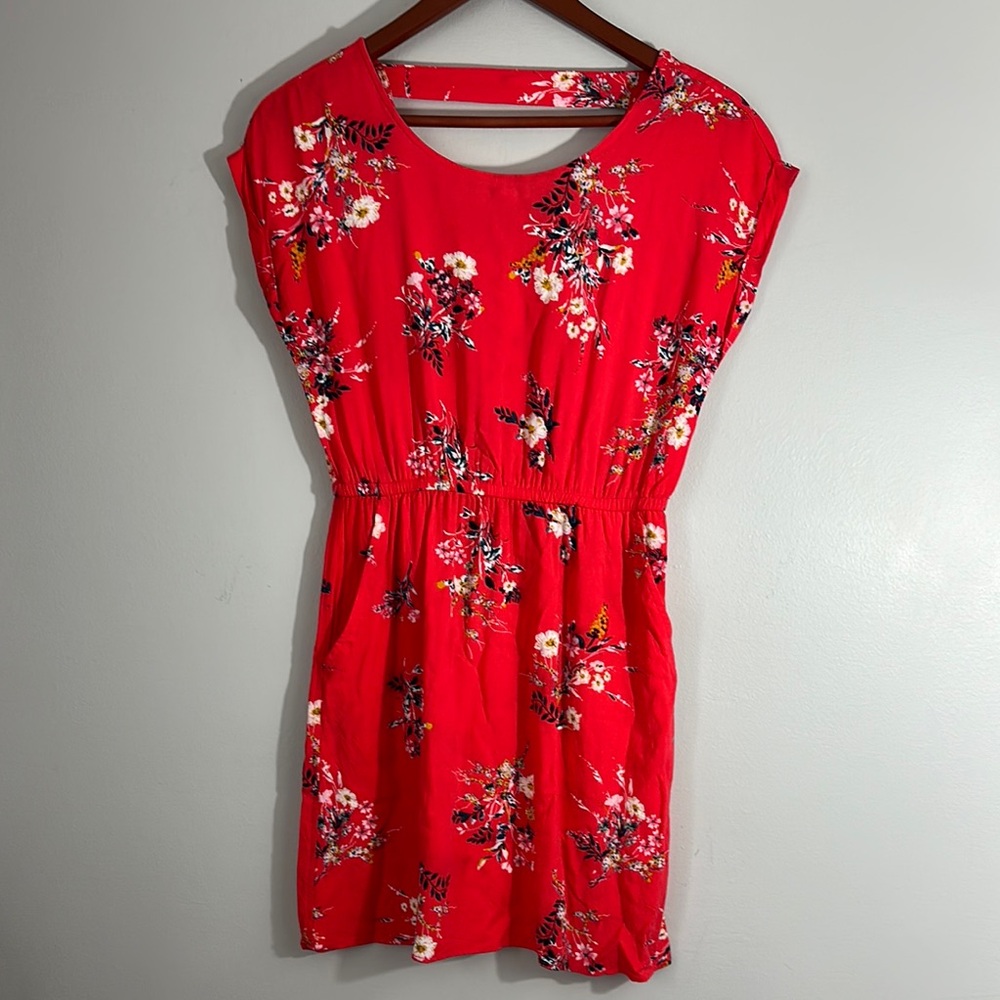 Floral Red Dress w/ pockets size XS